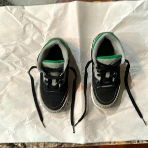 2021 Air Jordan Retro 3 Pine Green - Size 12C - Green, Black & White